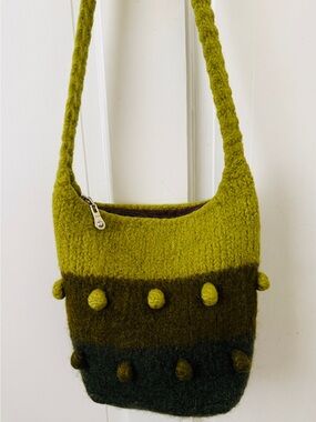 Martha's Vineyard Artisan Green Knit Shoulder Bag